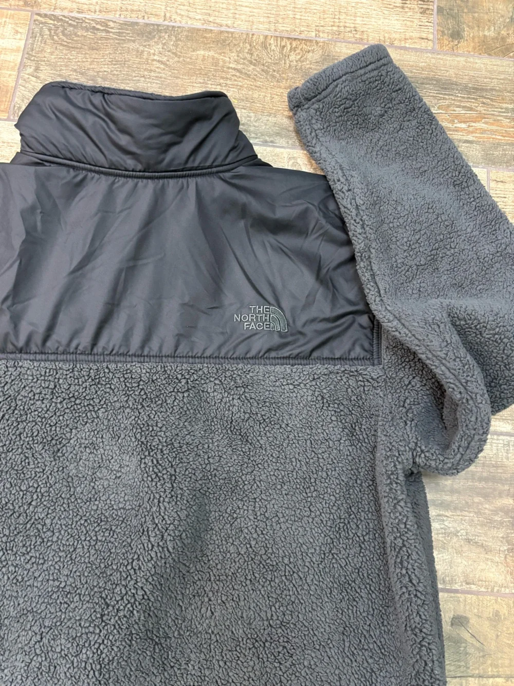 The North Face Men’s  Charcoal Sherpa Pullover Jacket